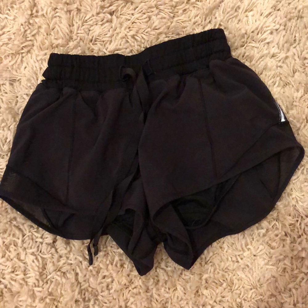 lululemon shorts size 2